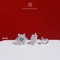 Hoa Tai BV43 CHAM JEWELRY, Hoa Tai Xoàn Hoa Tia Chủ 5.0mm (Barcode TBV498).