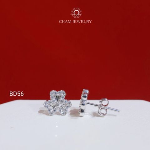 Hoa Tai BD56 CHAM JEWELRY, Hoa Tai Cỏ 3 Lá Chạm Máy Viền Đá Tấm Bản 7.0mm (Barcode TBD1689).