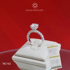 Nhẫn NC162 CHAM JEWELRY, Full Đá Moissanite, Chủ 8.1mm (Barcode OHN16).