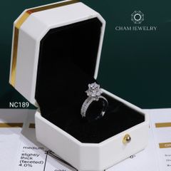 Nhẫn NC189 CHAM JEWELRY, Full Đá Moissanite Chủ 5.4mm (Barcode OCNN20)