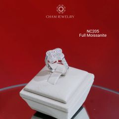 Nhẫn NC205 CHAM JEWELRY, Nhẫn Kết Full Moissanite Cỏ 4 Lá Bản 13.0mm (Barcode OCNN30)