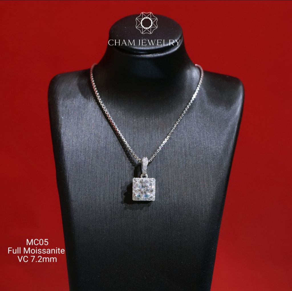 Mặt Dây Chuyền MC05 CHAM JEWELRY , Chủ 7.2mm Full Moissanite Cao Cấp (Barcode OM42).