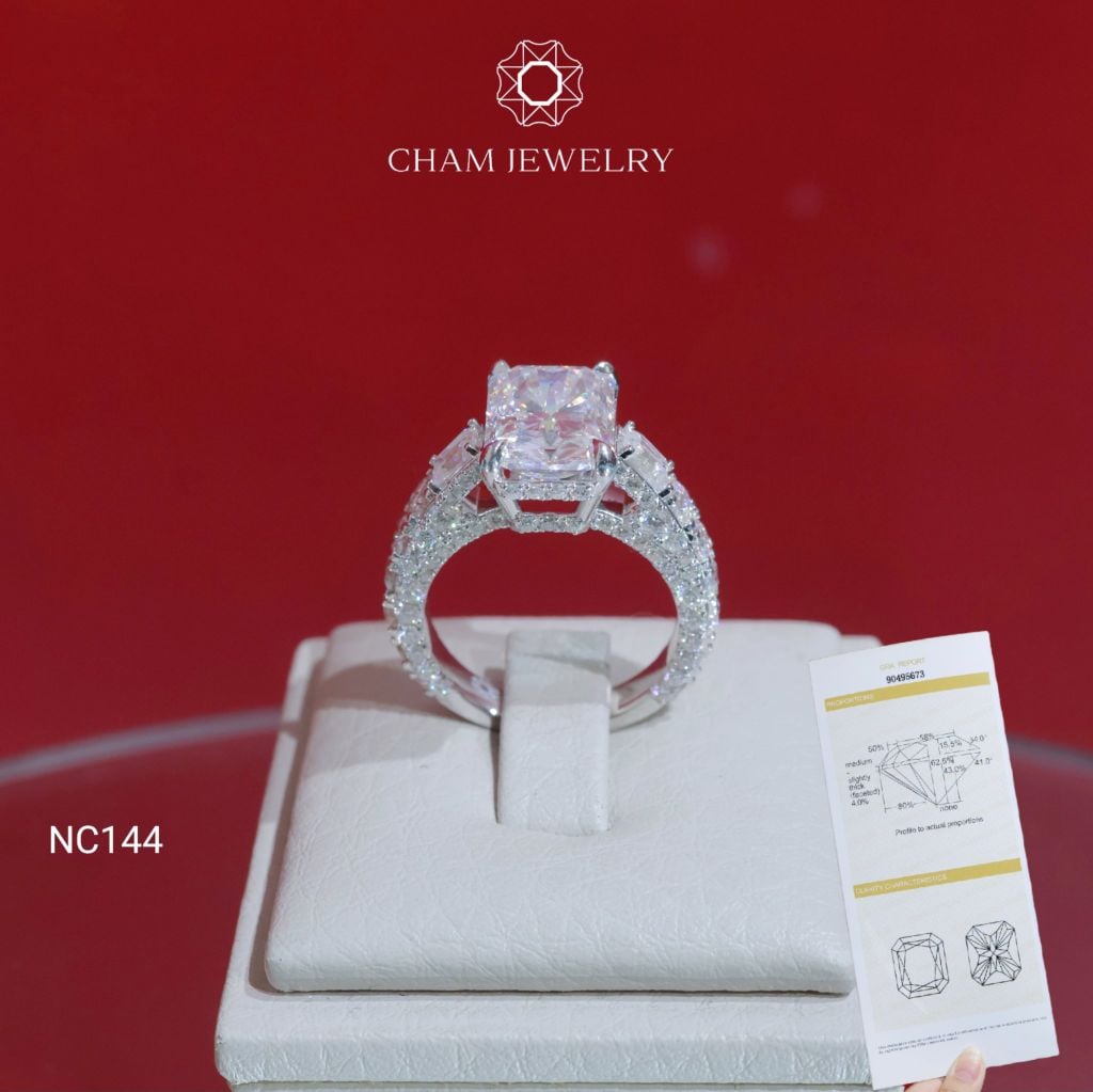 Nhẫn NC144 CHAM JEWELRY, Full Đá Moissanite Chủ 8x11mm (Barcode OTN11)
