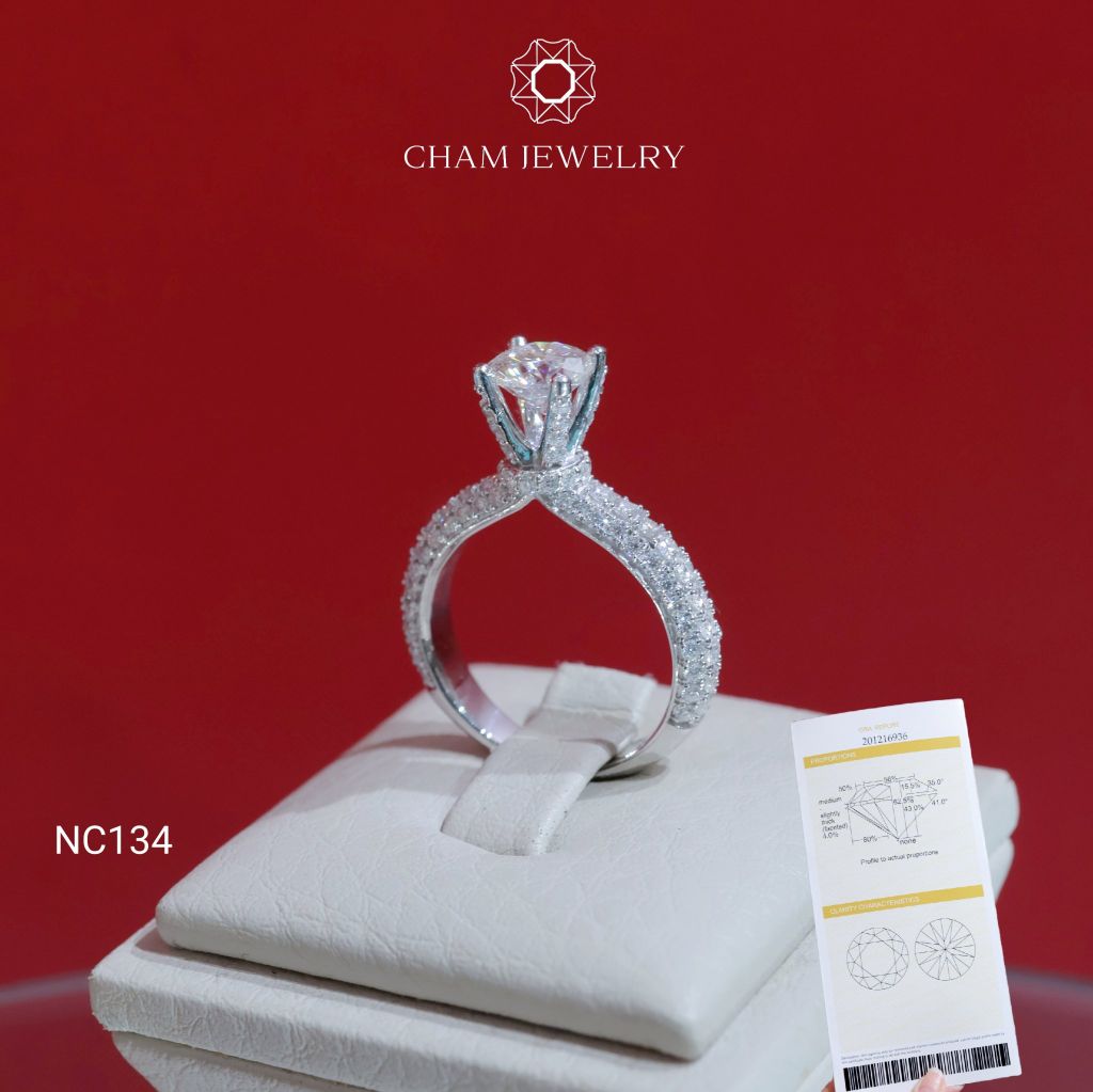 Nhẫn NC134 CHAM JEWELRY, Full Đá Moissanite Chủ 6.3mm (Barcode ONNU210)
