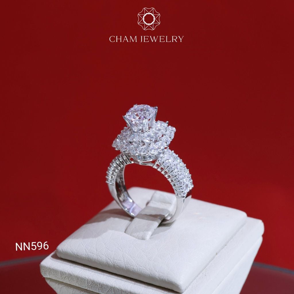 Nhẫn NN596 CHAM JEWELRY, Chủ 6.5mm (Barcode TNN1150)