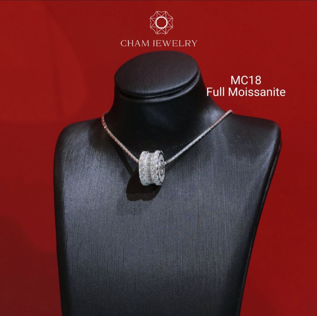 Mặt Dây Chuyền MC18 CHAM JEWELRY ,Full Moissanite Cao Cấp, Bản 6.5mm (Barcode OCM01).