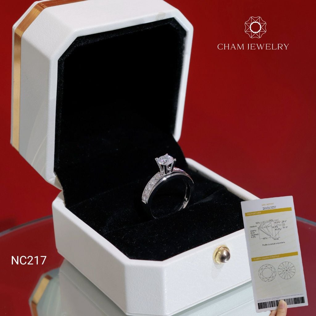 Nhẫn NC217 CHAM JEWELRY, Full Nửa Hàng Đá Moissanite Chủ 5.4mm (Barcode OCNN49)