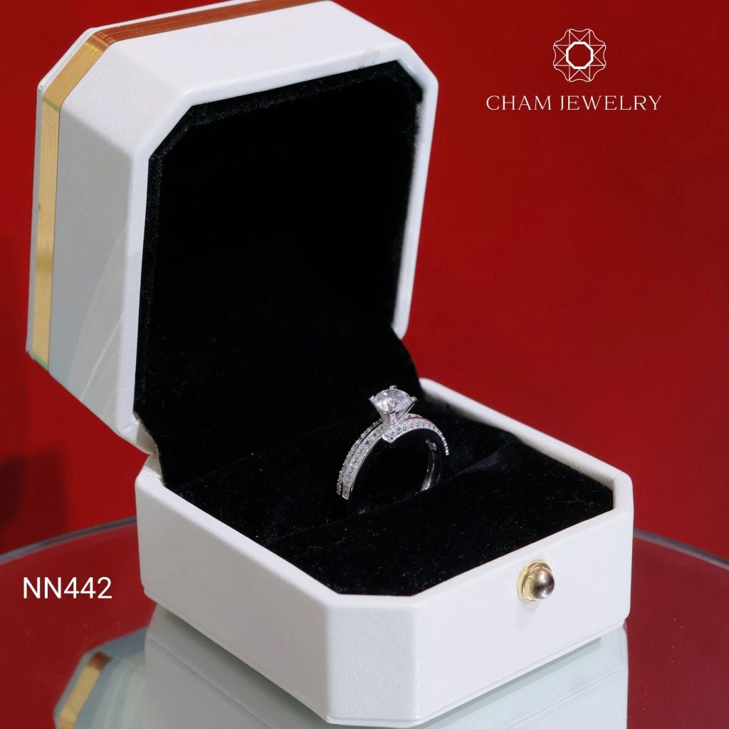 Nhẫn NN442 CHAM JEWELRY, Chủ 5.5mm (Barcode TNN1433).