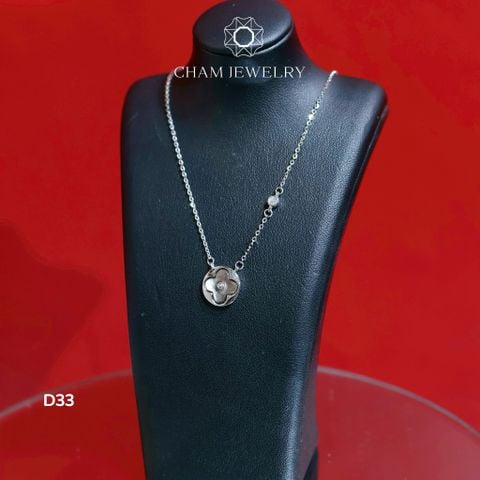 Dây Chuyền CHAM JEWELRY D33 4 Lá Đen.