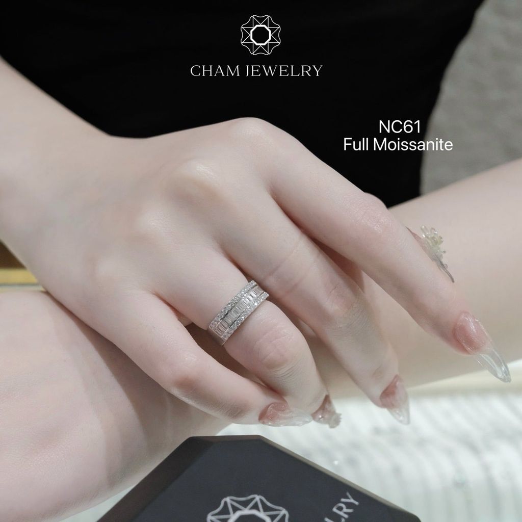 Nhẫn NC61 CHAM JEWELRY, Full Kim Cương Moissanite Bản 6.5mm (Barcode ONNU83).