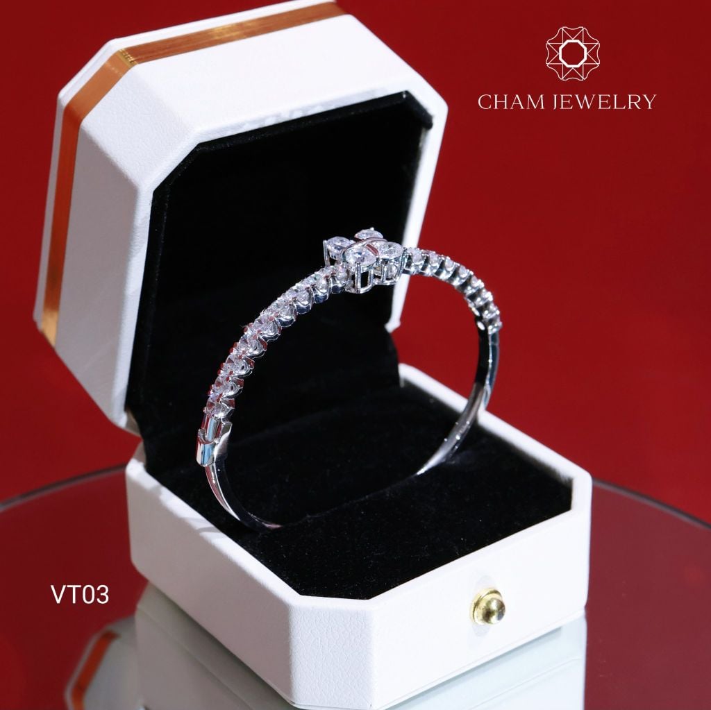 Vòng Tay CHAM JEWELRY VT03, Vòng Đá 4 Cánh (Barcode C3DV171).