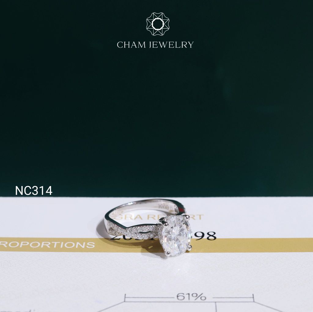 Nhẫn NC314 CHAM JEWELRY, Đá Moissanite Chủ Oval 8x10mm (Barcode OCNN151)