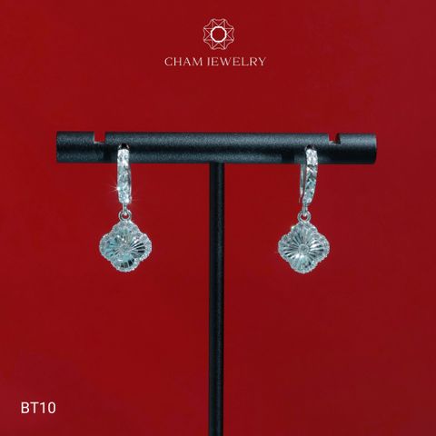 Hoa Tai CHAM JEWERLY BT10, Hoa Tai Cỏ 4 Lá Viền Đá Tấm Chạm Máy ( Barcode TBT834).