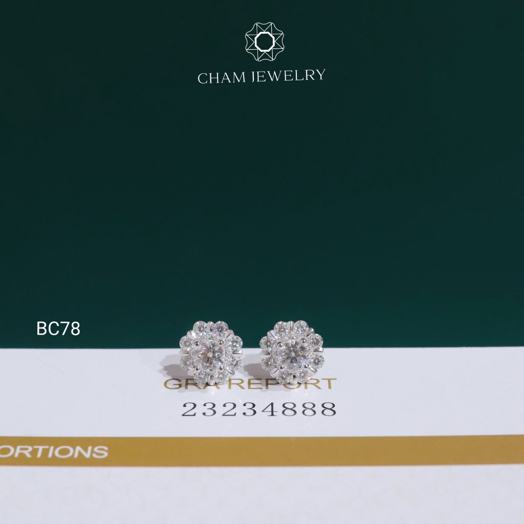 Hoa Tai BC78 CHAM JEWELRY, Hoa Tai Full Moissanite Chủ 4.0mm (Barcode OB92)