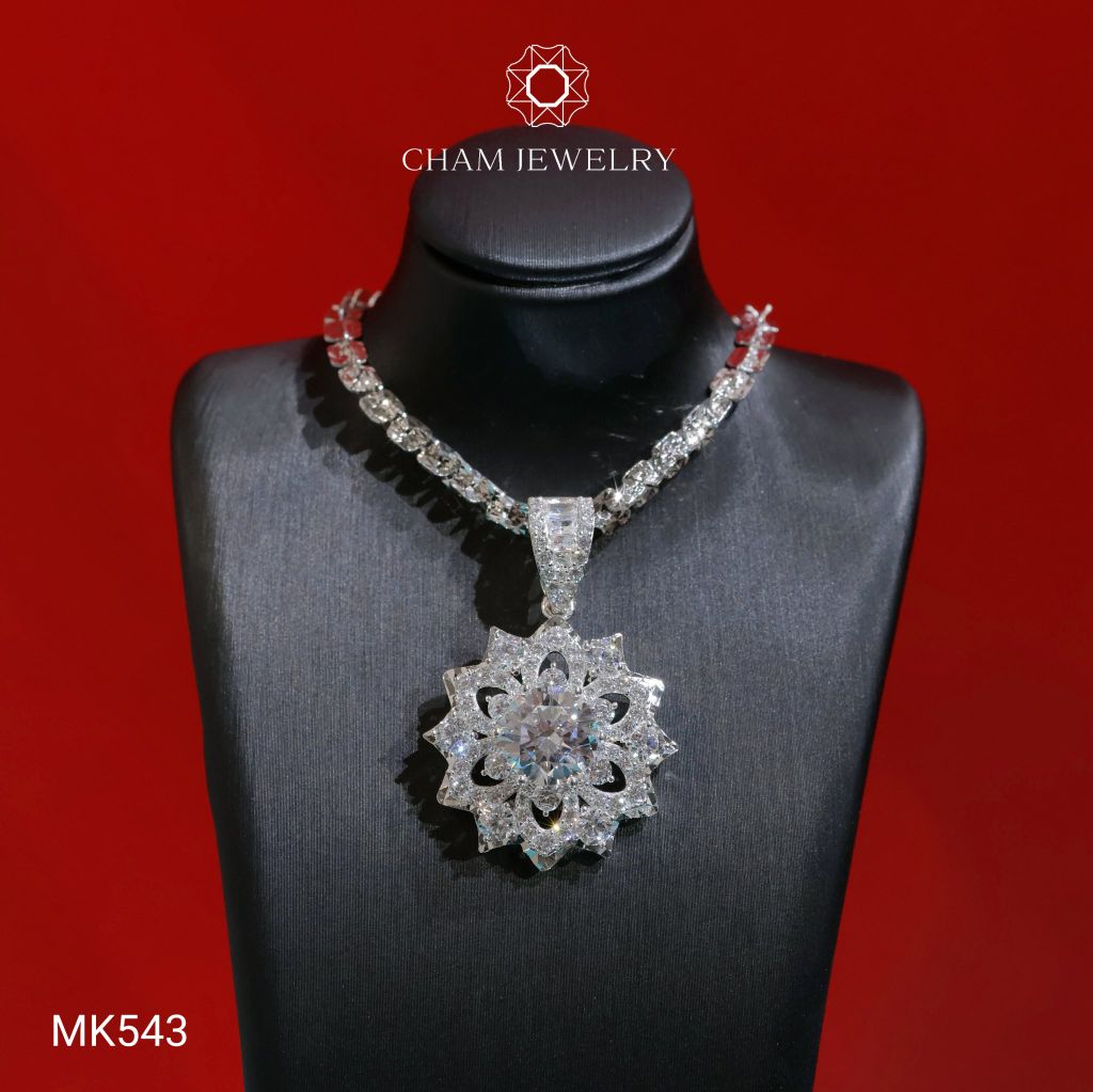 Mặt Dây Chuyền MK543 CHAM JEWELRY, Chủ 9.5mm (Barcode TMA1667).