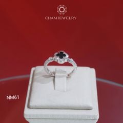 Nhẫn NM61 CHAM JEWELRY, Nhẫn Cỏ 4 Lá Đen Viền Chạm Máy Bản 6.0mm (Barcode TNK189)