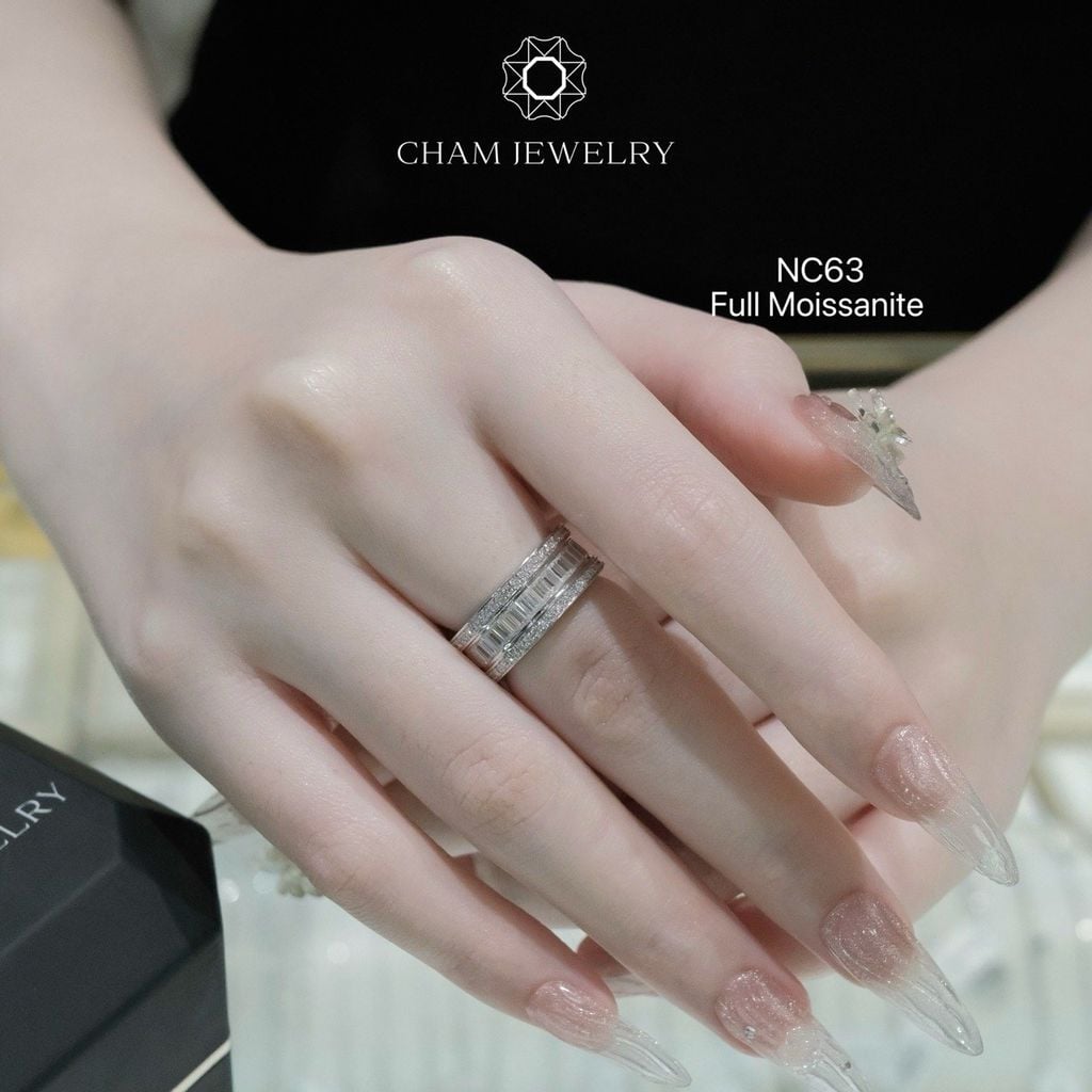 Nhẫn NC63 CHAM JEWELRY, Full Kim Cương Moissanite, Bản 8.0mm (Barcode ONNU88)