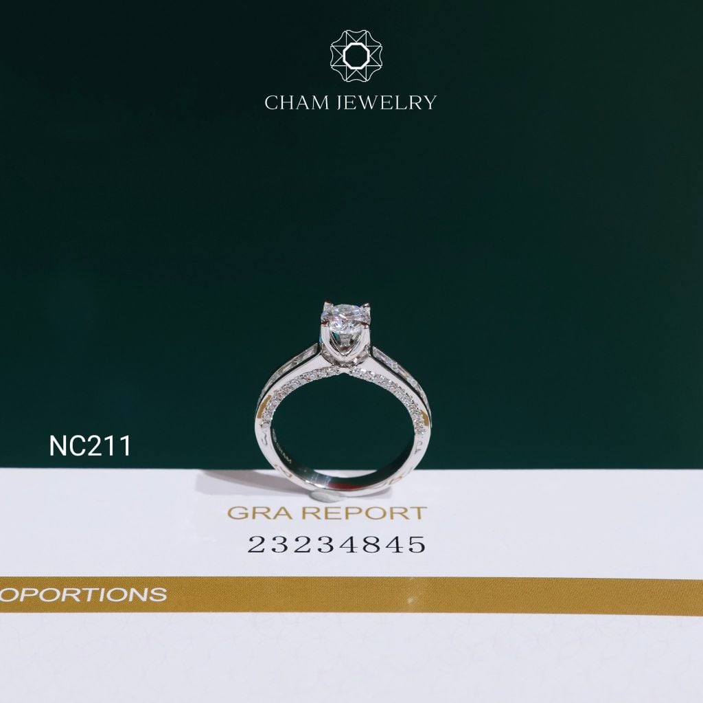 Nhẫn NC211 CHAM JEWELRY, Full Đá Moissanite Chủ 5.4mm (Barcode OCNN39)