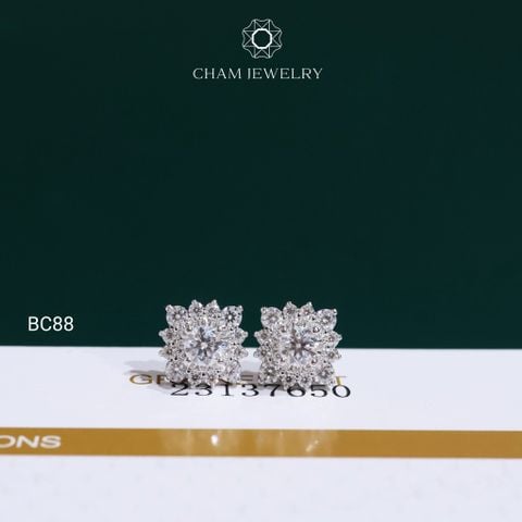 Hoa Tai BC88 CHAM JEWELRY, Hoa Tai Full Moissanite Chủ 4.0mm (Barcode OCB10)