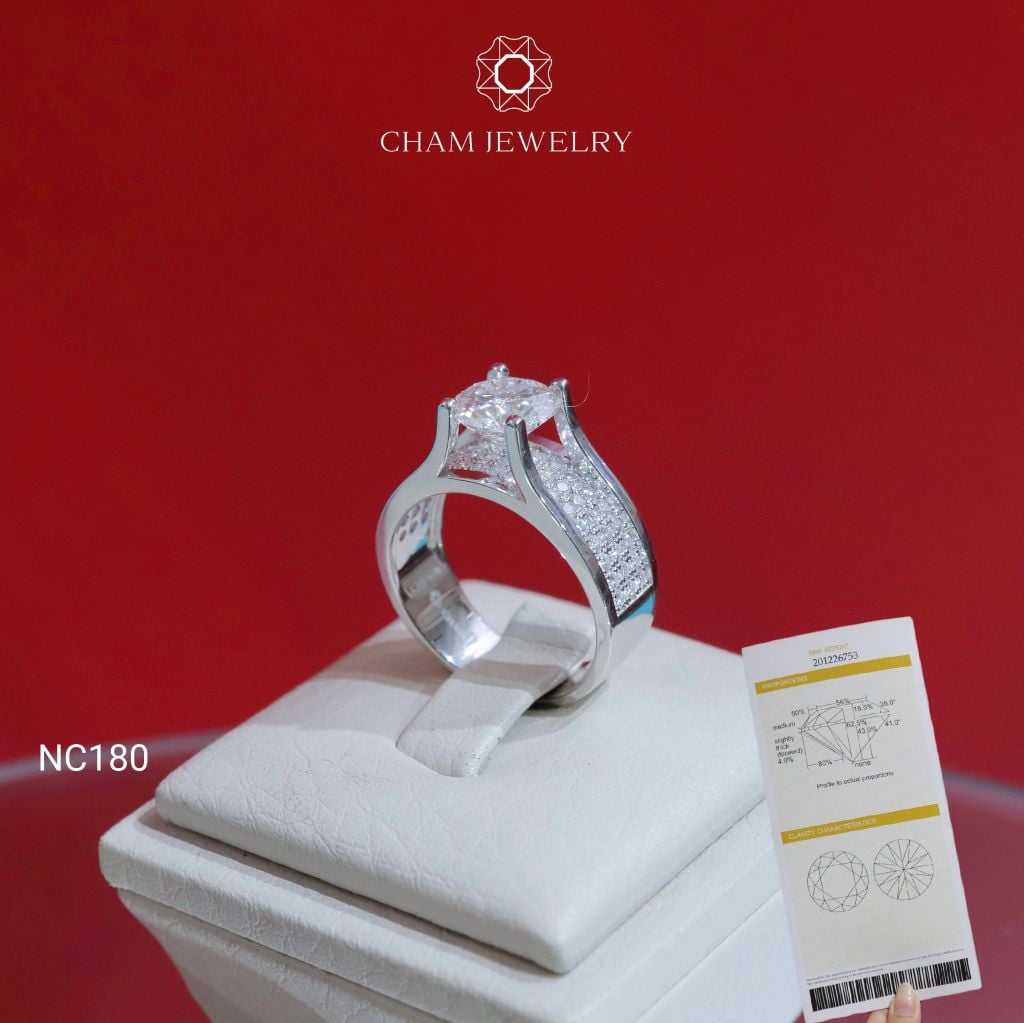 Nhẫn NC180 CHAM JEWELRY, Full Đá Moissanite Chủ 7.2mm (Barcode ONNU218)