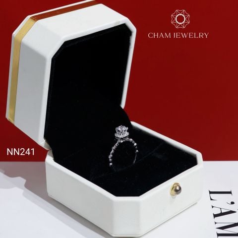 Nhẫn Nữ NN241 CHAM JEWELRY, Nhẫn Vuông Chủ 4.5mm (TNN1938-C-N2747B).