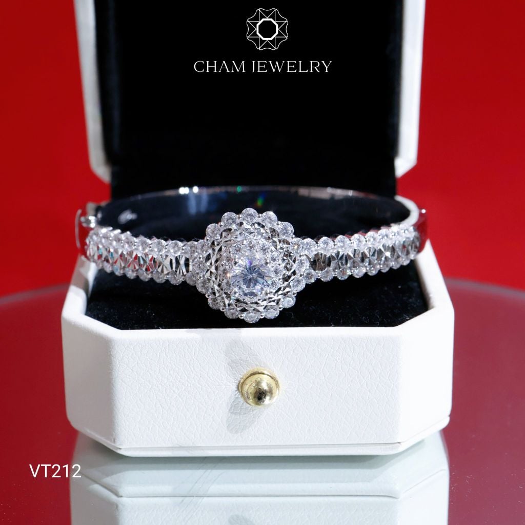 Vòng Tay VT212 CHAM JEWELRY Chủ 6.0mm (Barcode CV3610)