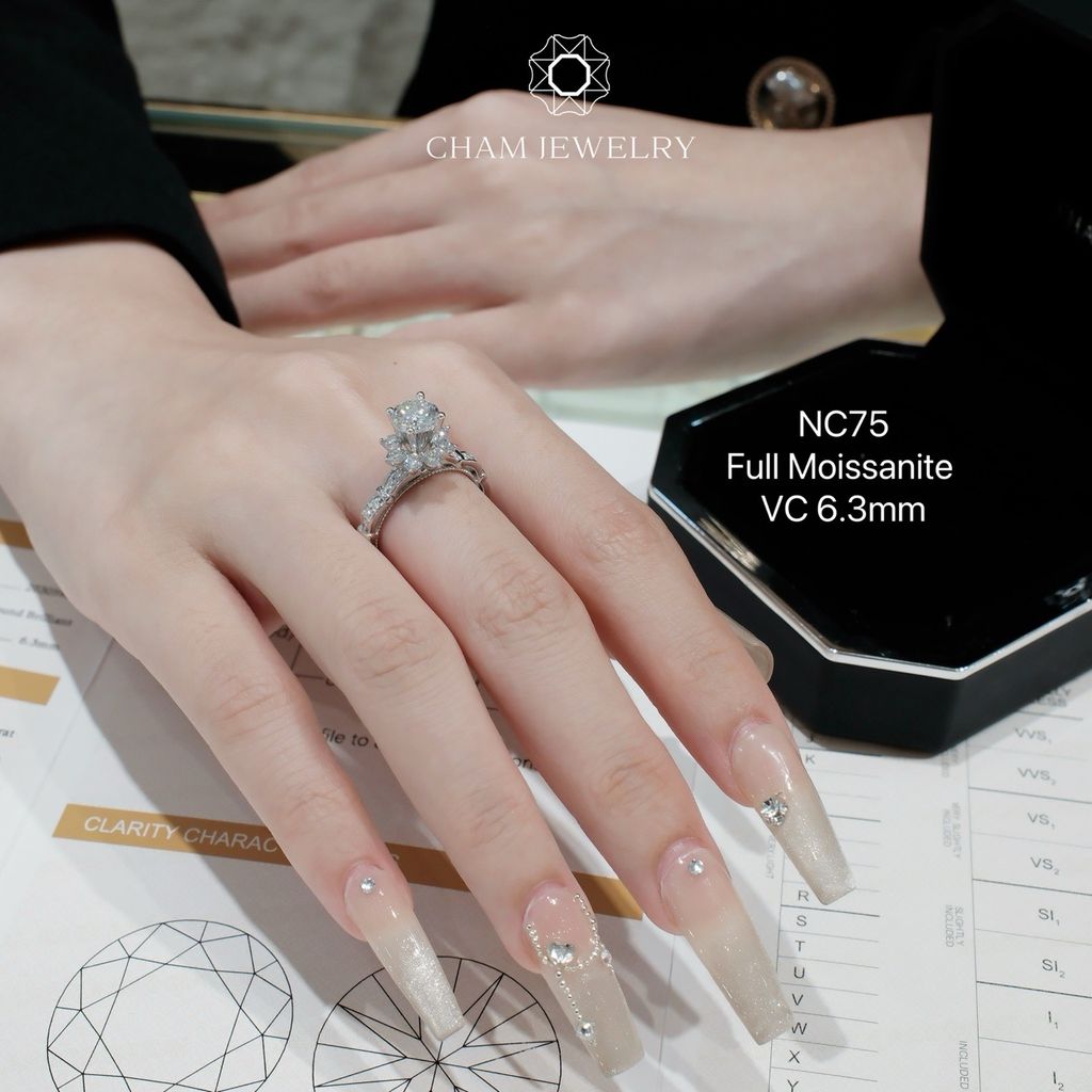 Nhẫn NC75 CHAM JEWELRY, Full Moissanite Chủ 6.3mm (Barcode ONNU112)