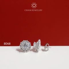 Hoa Tai BD68 CHAM JEWELRY, Chủ 4.5mm (Barcode TBD1756).