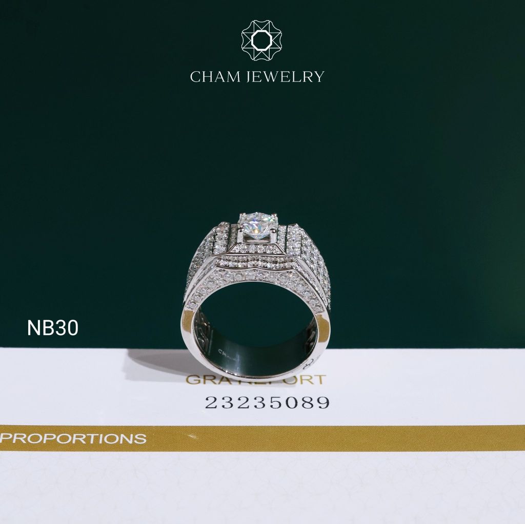 Nhẫn Nam NB30 CHAM JEWELRY, Full Moissanite Chủ 6.3mm (Barcode ONNA68)