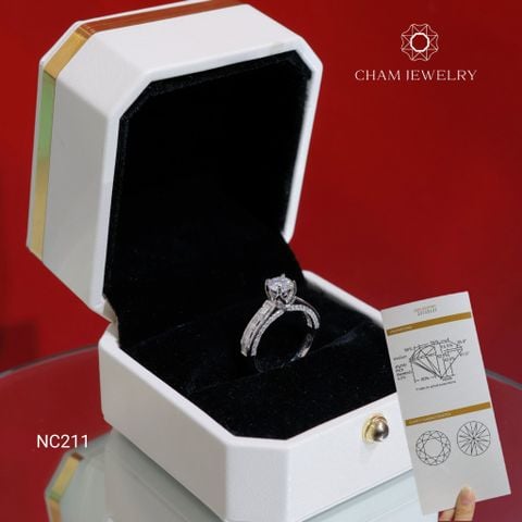 Nhẫn NC211 CHAM JEWELRY, Full Đá Moissanite Chủ 5.4mm (Barcode OCNN39)