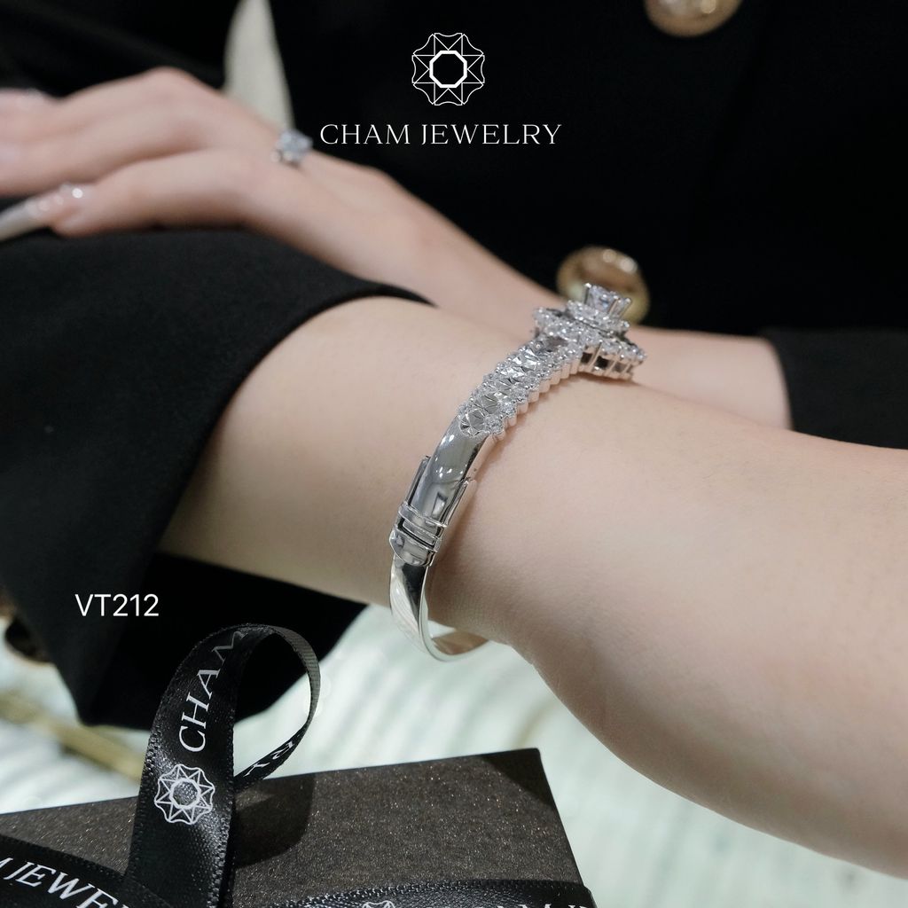 Vòng Tay VT212 CHAM JEWELRY Chủ 6.0mm (Barcode CV3610)