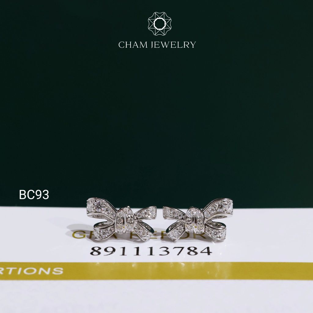 Hoa Tai BC93 CHAM JEWELRY, Hoa Tai Nơ Full Moissanite (Barcode OCB30)