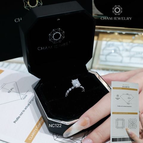 Nhẫn NC122 CHAM JEWELRY, Full Đá Moissanite Chủ 6x8mm (Barcode OHN09)