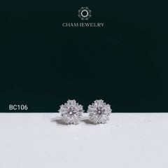 Hoa Tai BC106 CHAM JEWELRY, Hoa Tai Full Moissanite Chủ 4.0mm (Barcode OCB17)
