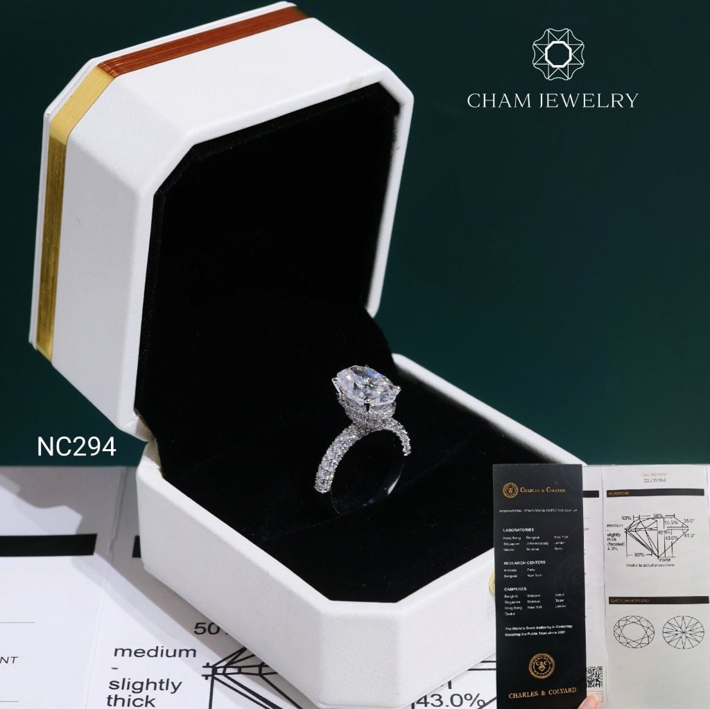 Nhẫn NC294 CHAM JEWELRY, Đá Moissanite C&C Chủ Oval 12x8mm (Barcode ONNU109)