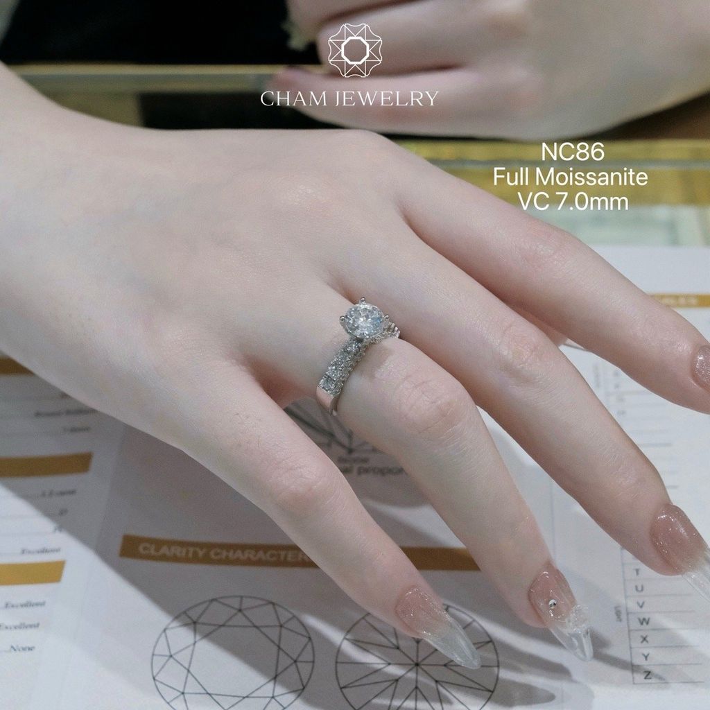Nhẫn NC86 CHAM JEWELRY, Full Kim Cương Moissanite Chủ 7.0mm (Barcode TVM67)