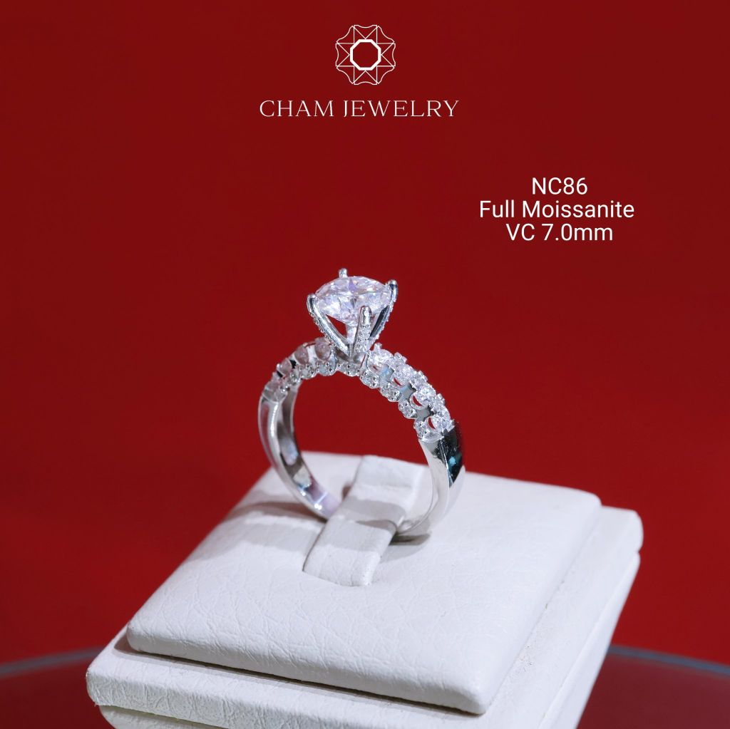 Nhẫn NC86 CHAM JEWELRY, Full Kim Cương Moissanite Chủ 7.0mm (Barcode TVM67)