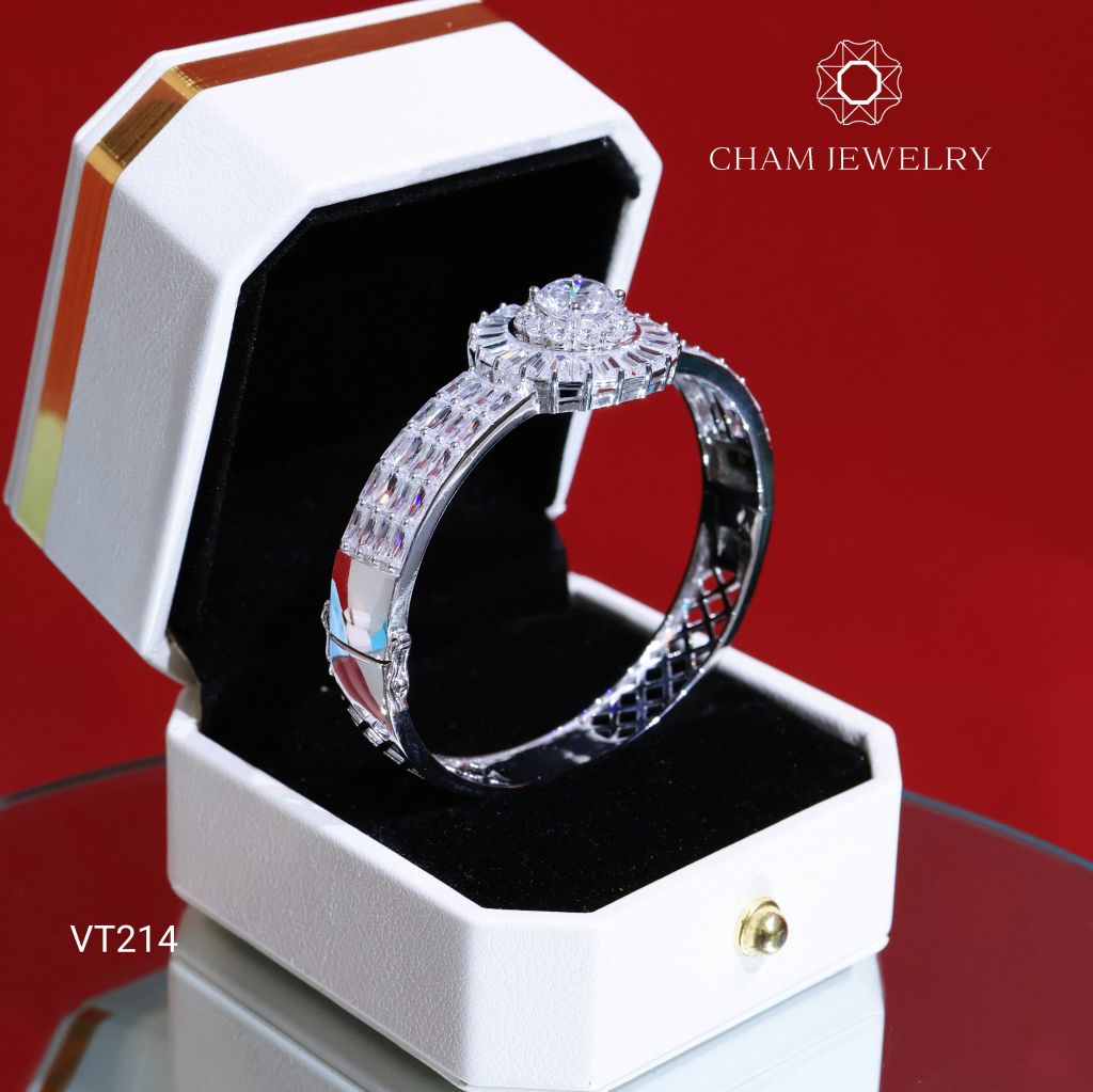 Vòng Tay VT214 CHAM JEWELRY Chủ 8.0mm (Barcode CV7577)