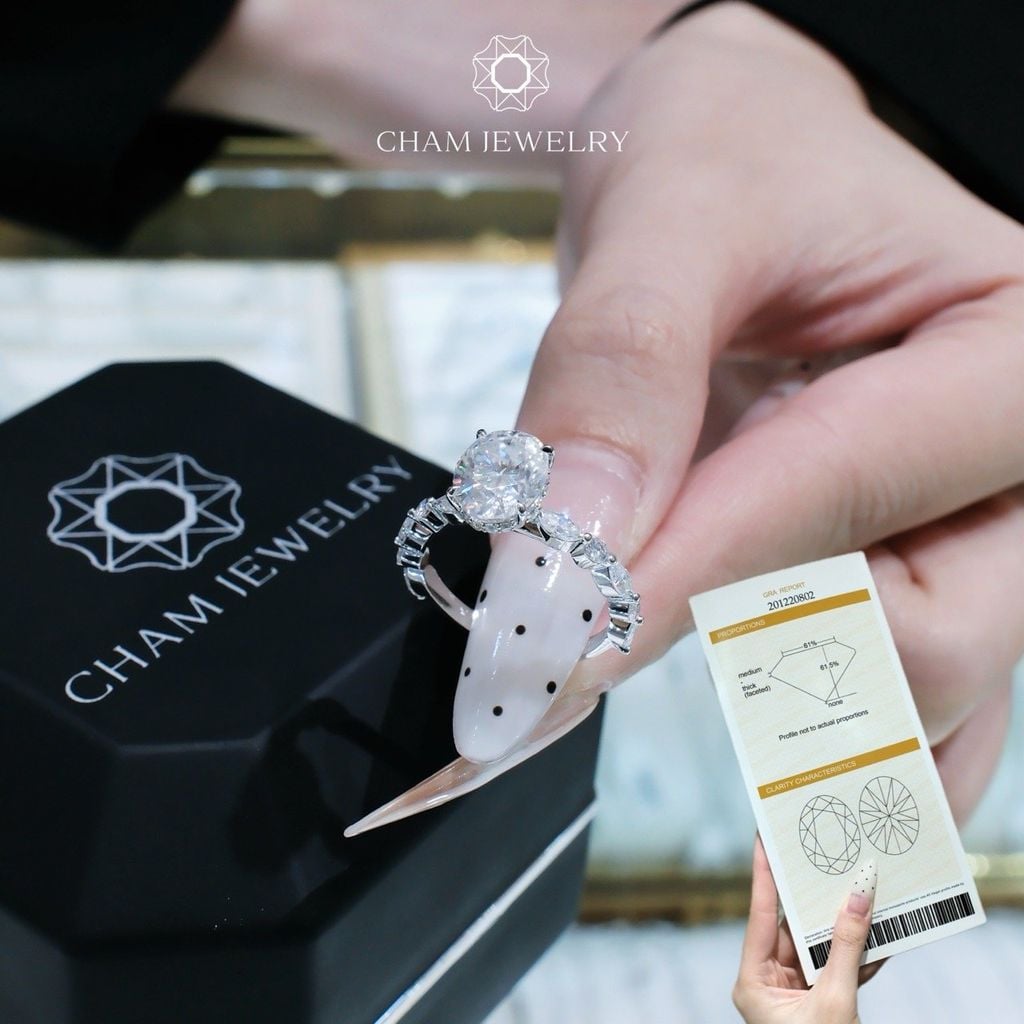Nhẫn NC128 CHAM JEWELRY, Full Đá Moissanite Chủ 7x9mm (Barcode OTN03)