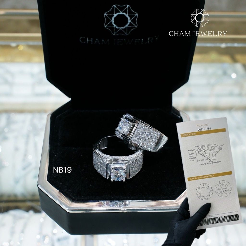 Nhẫn Nam NB19 CHAM JEWELRY, Full Moissanite Cao Cấp, Chủ 6.0mm (Barcode TVM100)
