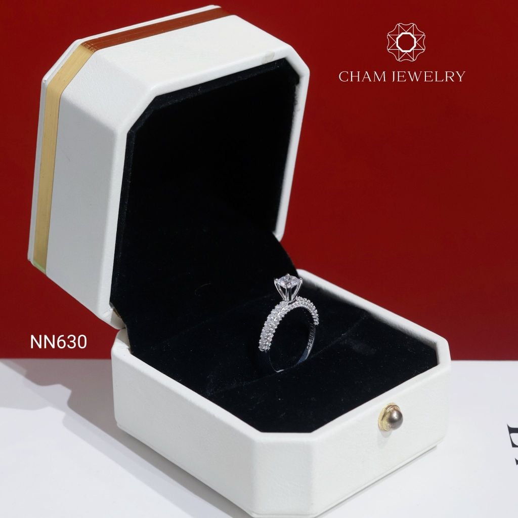 Nhẫn Nữ NN630 CHAM JEWELRY, Chủ 5.0mm ( TNN206).