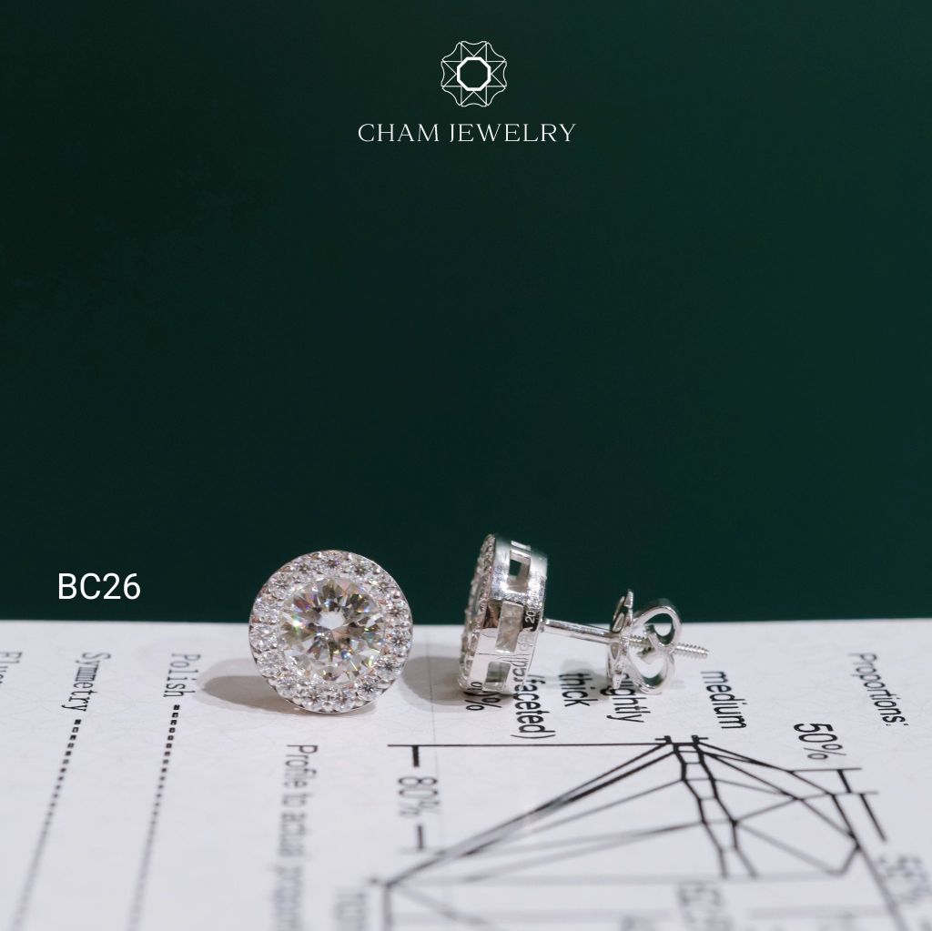 Hoa Tai CHAM JEWELRY BC26, Full Moissanite Chủ 6.3mm (Barcode OB54)