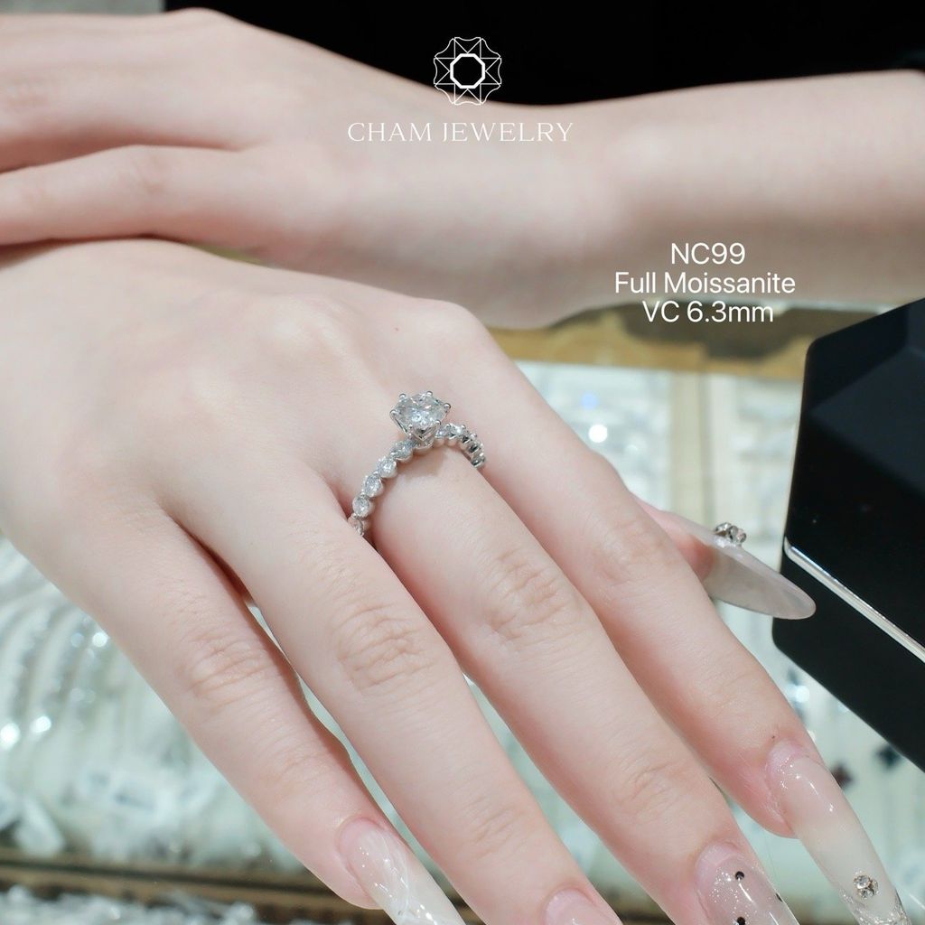 Nhẫn NC99 CHAM JEWELRY, Full Đá Moissanite, Chủ 6.3mm (Barcode OHN03)