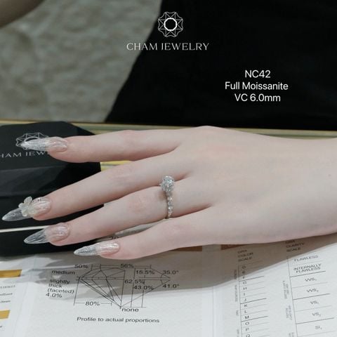 Nhẫn NC42 CHAM JEWELRY, Full Đá Moissanite 6.0mm (Barcode TVM55).