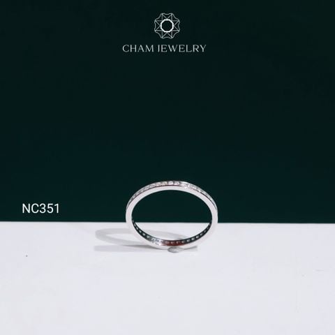 Nhẫn NC351 CHAM JEWELRY, Nhẫn Kết Full Moissanite Bản 1.8mm (Barcode OCNN112)