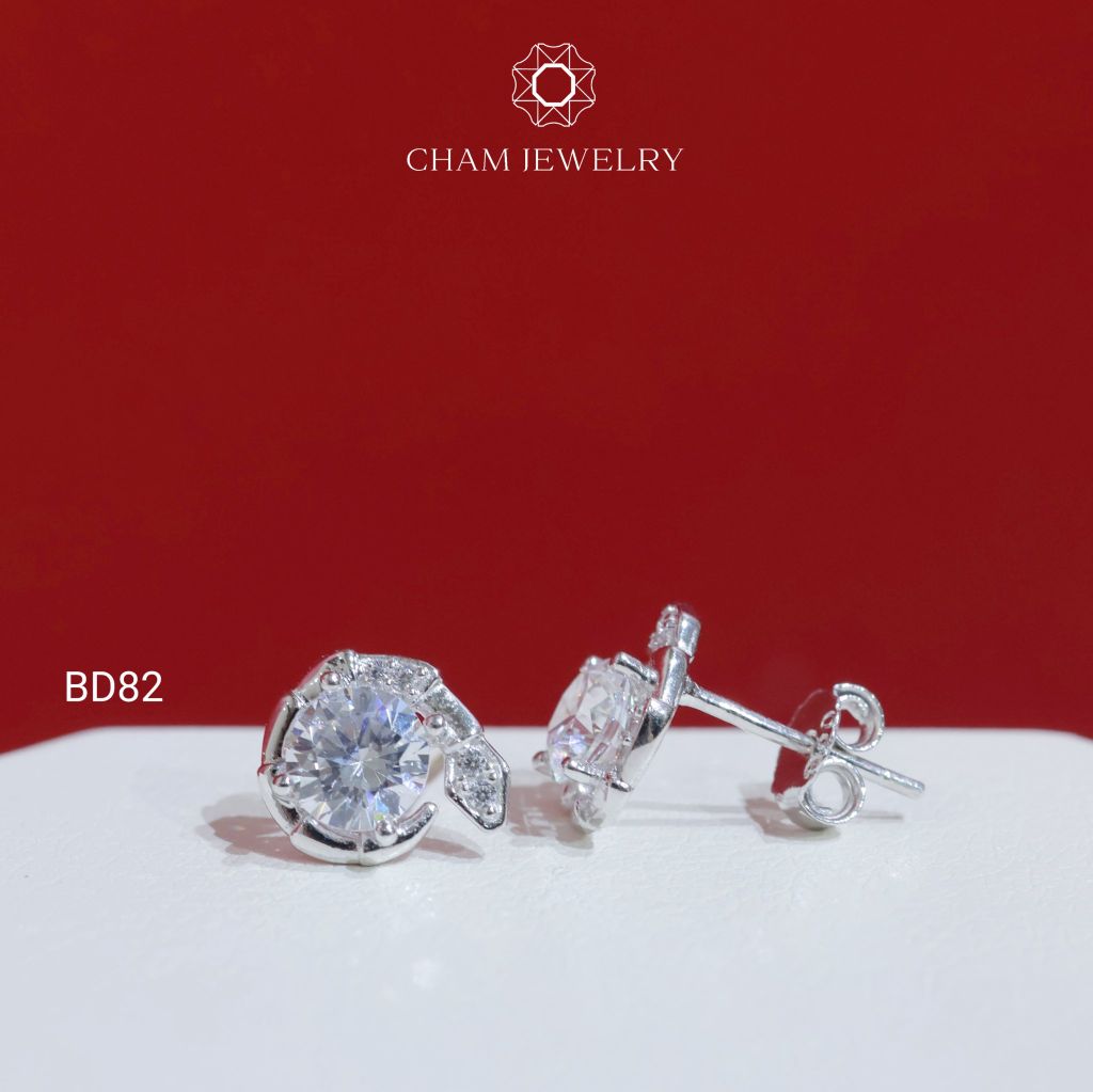 Hoa Tai BD82 CHAM JEWELRY , Hoa Tai Kiểu Rắn Chủ 5.5mm ( Barcode TBD1475).