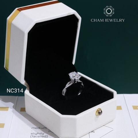 Nhẫn NC314 CHAM JEWELRY, Đá Moissanite Chủ Oval 8x10mm (Barcode OCNN151)