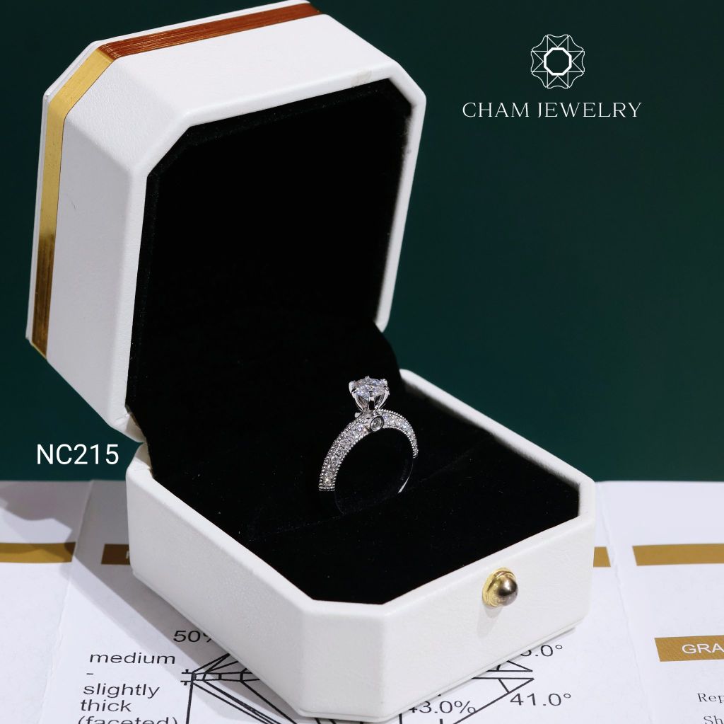Nhẫn NC215 CHAM JEWELRY, Full Đá Moissanite Chủ 5.4mm (Barcode OCNN43)