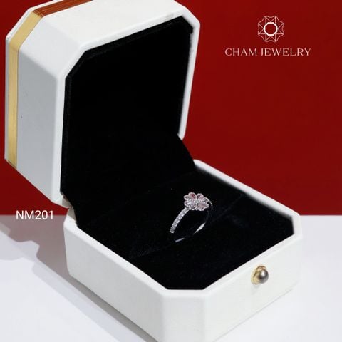 Nhẫn NM201 CHAM JEWELRY, Nhẫn Kết Cỏ Trái Tim Bản 8.0mm ( TNT1079 )