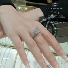 Nhẫn NN566 CHAM JEWELRY, Xoàn Hoa Tia Chủ 5.5mm (Barcode TNN1563).
